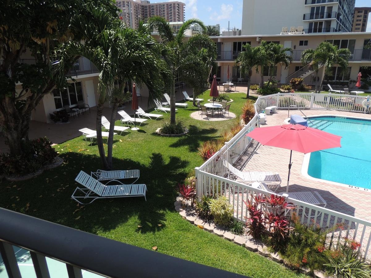 Aqua Mar Condos Pompano Beach Exterior foto